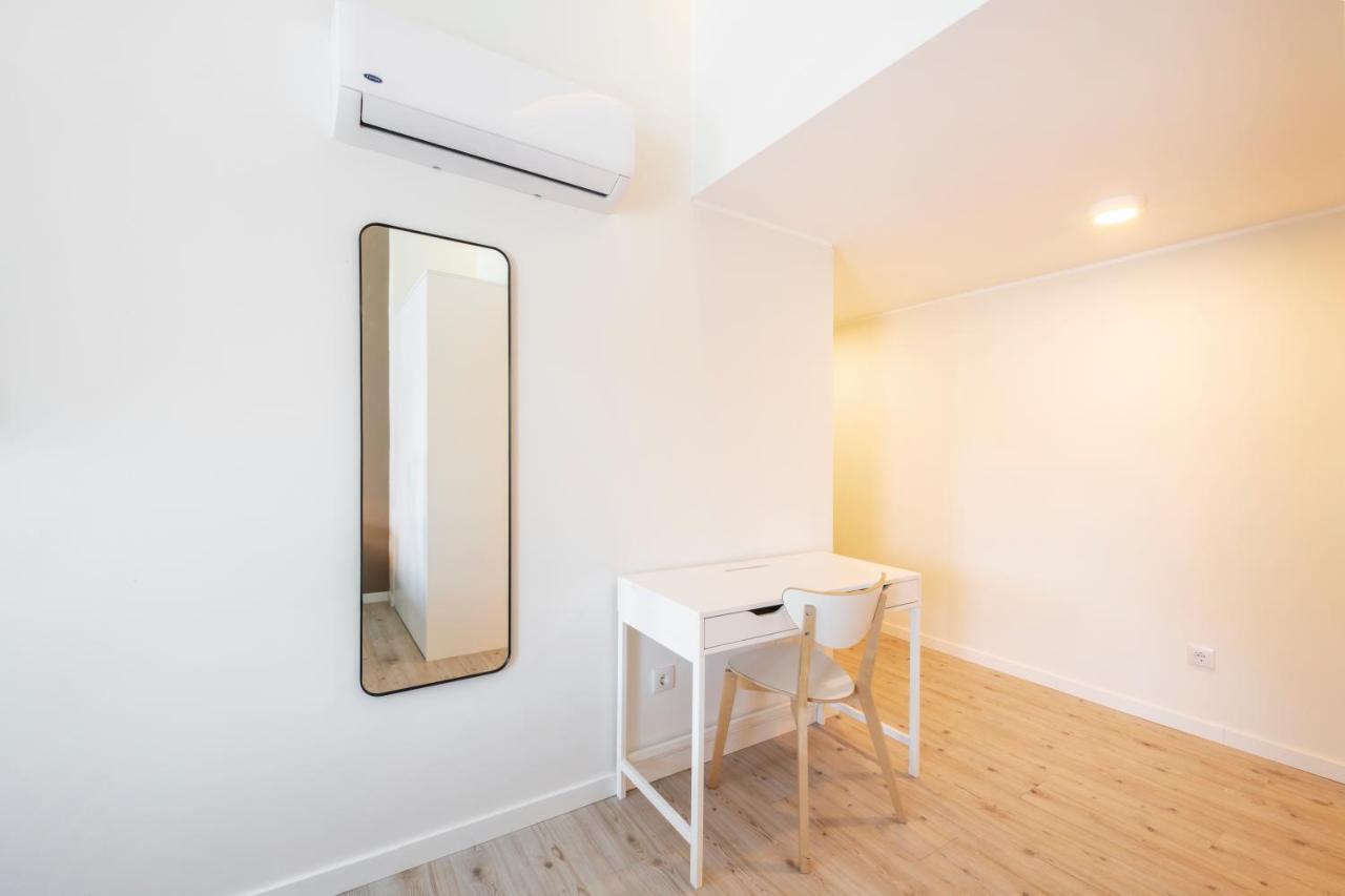 Lisbon Oriente Suites By Olala Homes Exterior photo